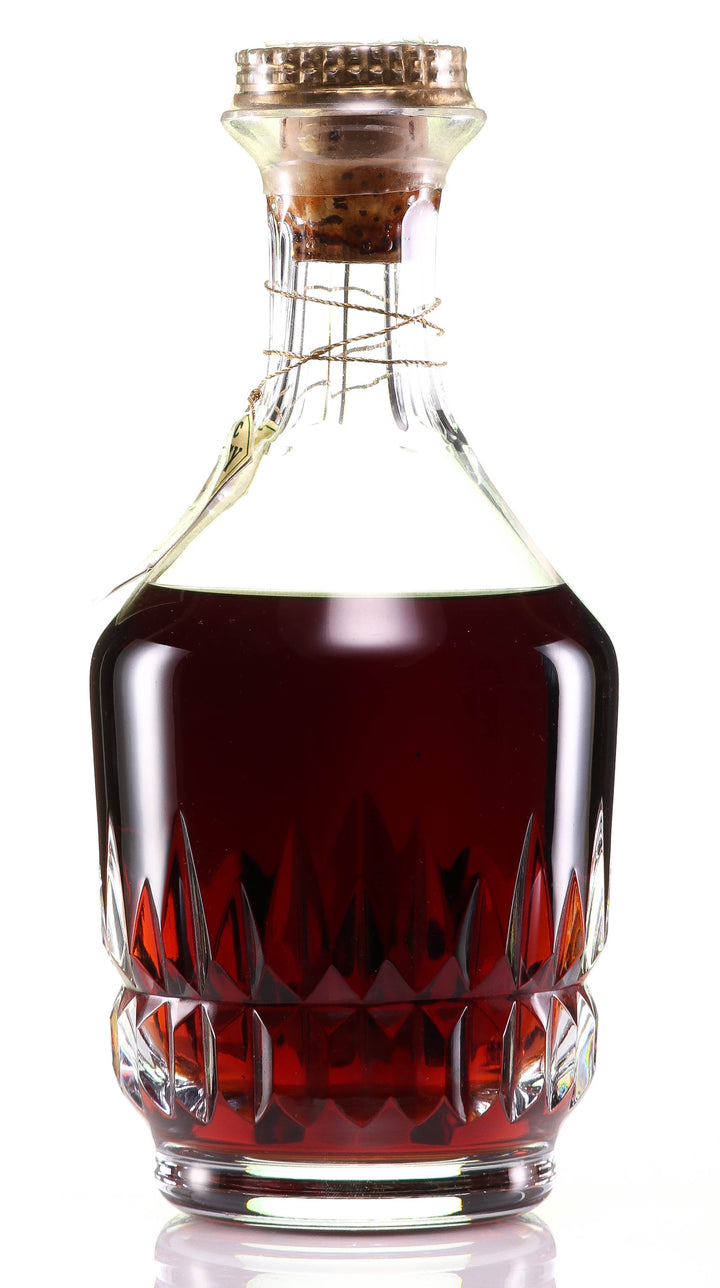 Cognac Hennessy & Co. Cognac X.O. Decanter Baccarat - legendaryvintages