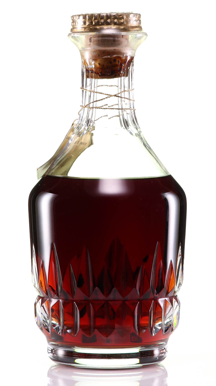 Cognac Hennessy & Co. Cognac X.O. Decanter Baccarat - legendaryvintages