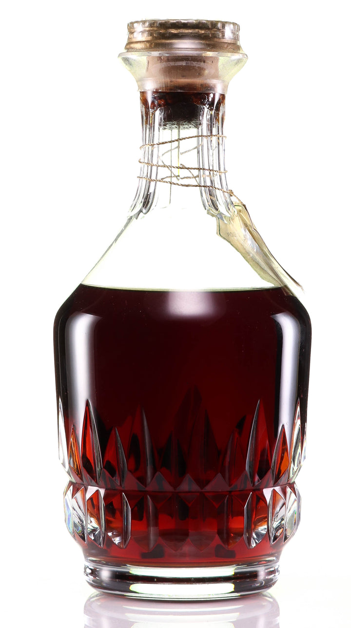 Cognac Hennessy & Co. Cognac X.O. Decanter Baccarat - legendaryvintages